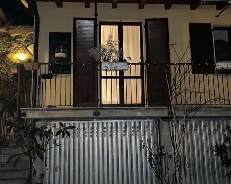 Cav Il Portico Del Conte 2 * Bosisio Parini